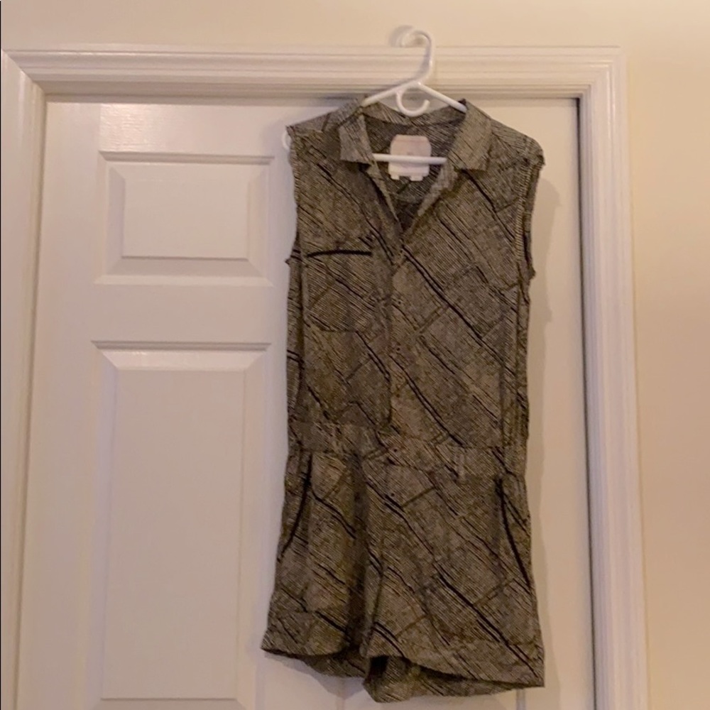 Romper size m